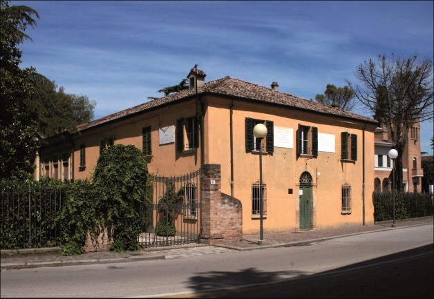 Una passeggiata fotografica nei luoghi di Zvanì, dove abitano le parole foto 